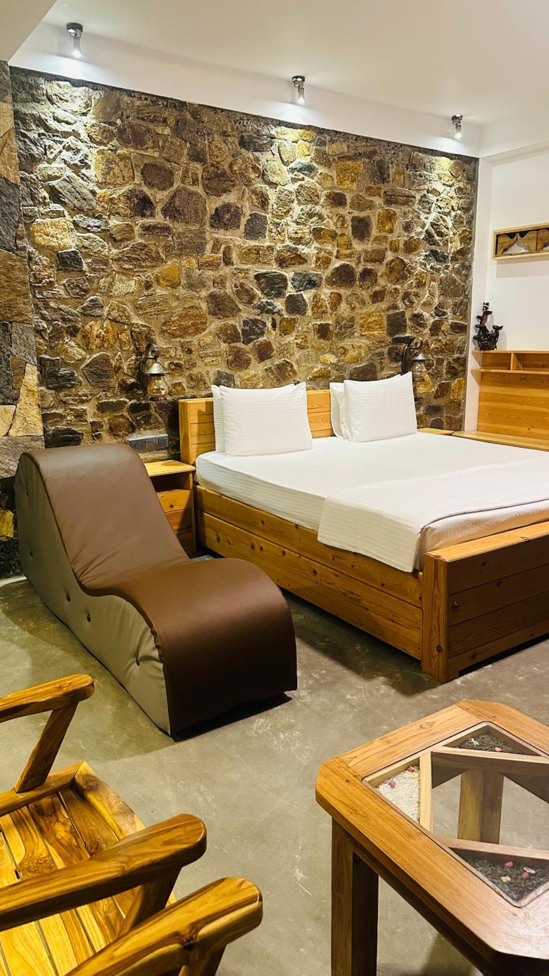 Bed and Breakfast The Symbol Of Елла Екстер'єр фото